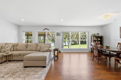 House in Dunnellon, Florida 3 bedrooms, 154.96 sq.m. № 2201199 - photo 14