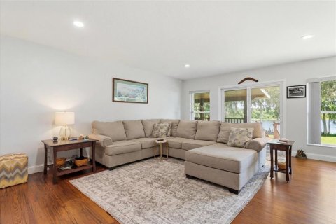 House in Dunnellon, Florida 3 bedrooms, 154.96 sq.m. № 2201199 - photo 15