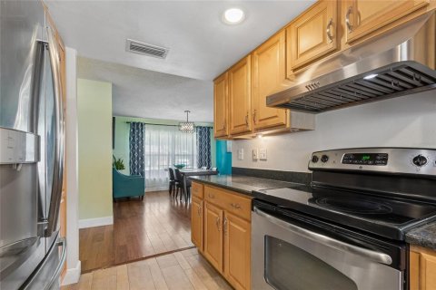House in Oldsmar, Florida 3 bedrooms, 129.6 sq.m. № 2200195 - photo 21