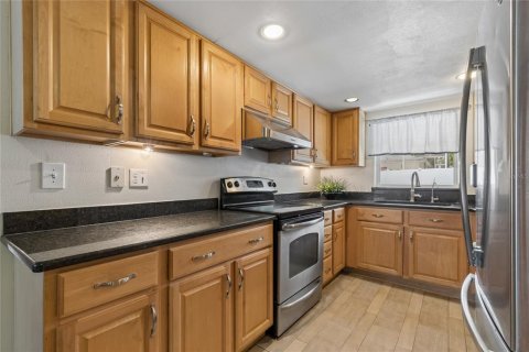 House in Oldsmar, Florida 3 bedrooms, 129.6 sq.m. № 2200195 - photo 18