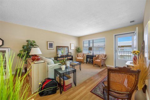 Condominio en venta en Saint Petersburg, Florida, 2 dormitorios, 93.83 m2 № 2093823 - foto 3