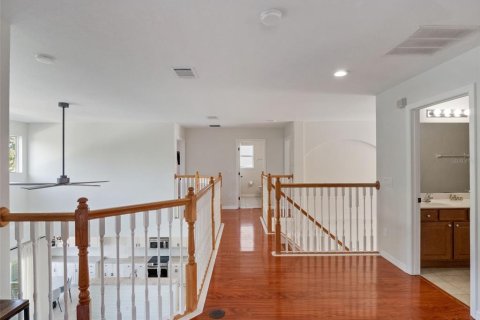 House in Orlando, Florida 5 bedrooms, 254.46 sq.m. № 1757569 - photo 25