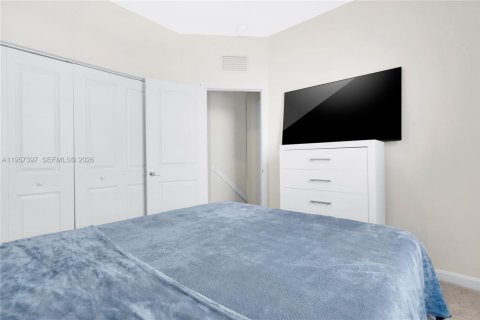 Townhouse in Homestead, Florida 3 bedrooms, 123.65 sq.m. № 2011430 - photo 28