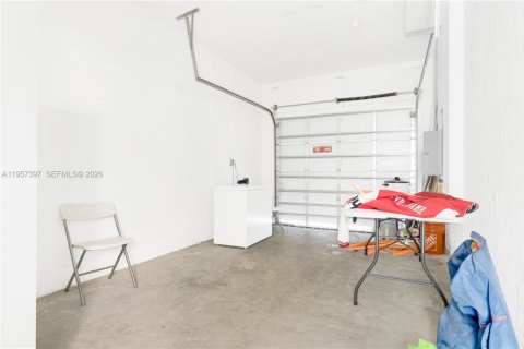 Townhouse in Homestead, Florida 3 bedrooms, 123.65 sq.m. № 2011430 - photo 30