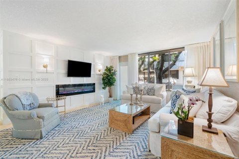 Condo in Fort Lauderdale, Florida, 3 bedrooms  № 1855158 - photo 1