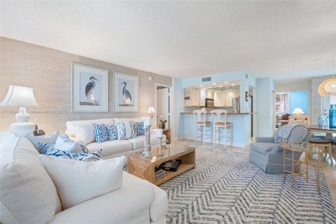 Condo in Fort Lauderdale, Florida, 3 bedrooms  № 1855158 - photo 6