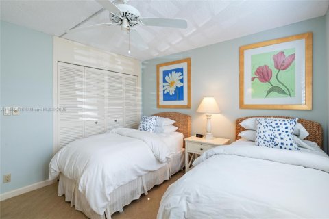 Condo in Fort Lauderdale, Florida, 3 bedrooms  № 1855158 - photo 18