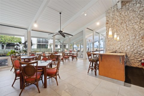 Condo in Fort Lauderdale, Florida, 3 bedrooms  № 1855158 - photo 27