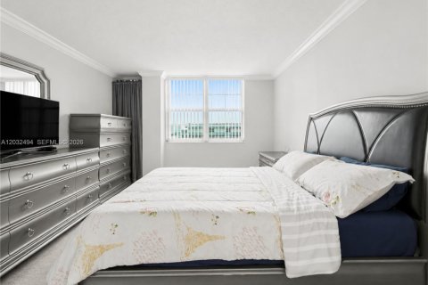 Condominio en venta en Miami Beach, Florida, 1 dormitorio, 76.55 m2 № 2243359 - foto 11