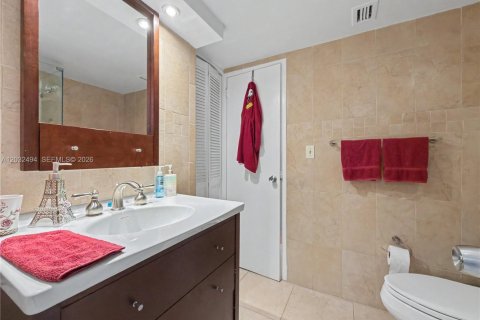 Condominio en venta en Miami Beach, Florida, 1 dormitorio, 76.55 m2 № 2243359 - foto 13