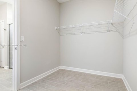 Villa ou maison à louer à Palm Bay, Floride: 3 chambres, 184.23 m2 № 2345988 - photo 16