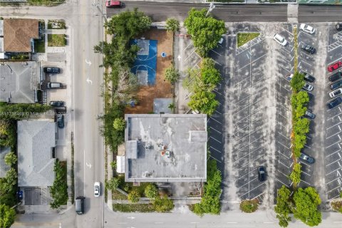 Купить коммерческую недвижимость в Холливуд, Флорида № 1981875 - фото 6