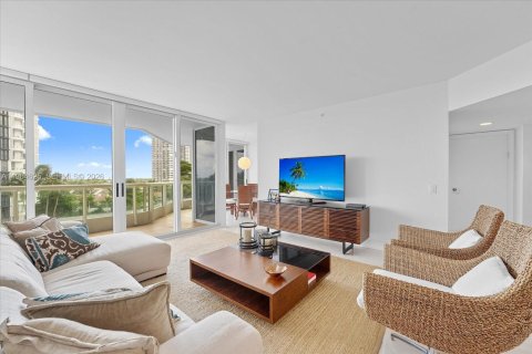 Condo in Aventura, Florida, 3 bedrooms  № 2081131