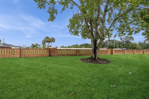 Condo in Kissimmee, Florida, 3 bedrooms  № 2109549 - photo 23