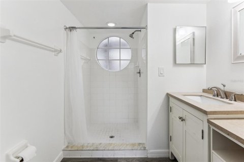 Condo in Kissimmee, Florida, 3 bedrooms  № 2109549 - photo 7