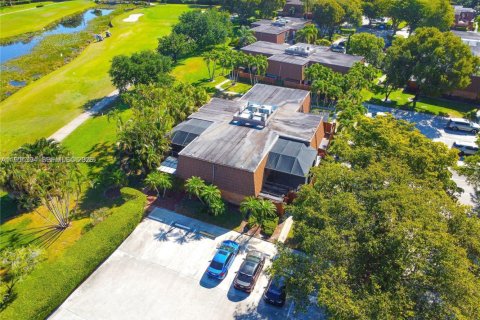 Adosado en venta en Davie, Florida, 3 dormitorios, 138.24 m2 № 2007358 - foto 3