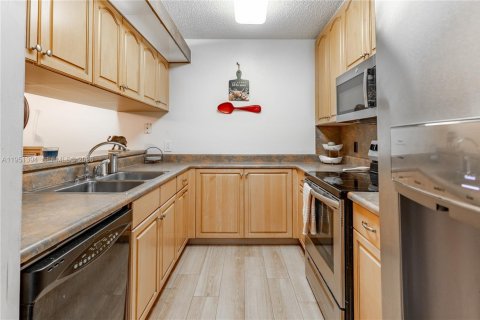 Adosado en venta en Davie, Florida, 3 dormitorios, 138.24 m2 № 2007358 - foto 11