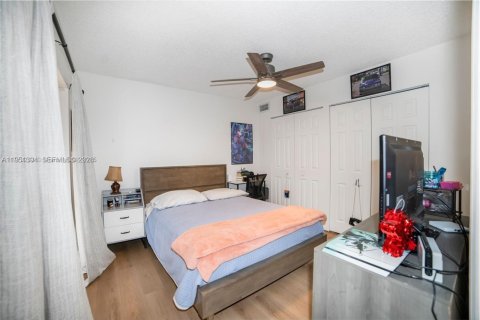 Adosado en venta en Davie, Florida, 3 dormitorios, 138.24 m2 № 2007358 - foto 13