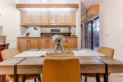 Adosado en venta en Davie, Florida, 3 dormitorios, 138.24 m2 № 2007358 - foto 9