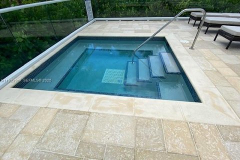 Condominio en venta en Miami Beach, Florida, 2 dormitorios, 96.8 m2 № 1994345 - foto 29