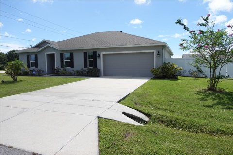 Villa ou maison à vendre à Palm Coast, Floride: 4 chambres, 190.54 m2 № 2356105 - photo 3