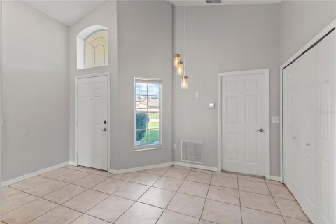 House in Kissimmee, Florida 3 bedrooms, 139.45 sq.m. № 1853549 - photo 8