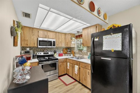 Casa en venta en Fish Hawk, Florida, 3 dormitorios, 87.98 m2 № 1894122 - foto 20
