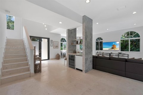 Villa ou maison à louer à Miami, Floride: 5 chambres, 290.6 m2 № 1946408 - photo 7