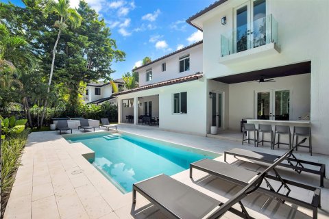 Villa ou maison à louer à Miami, Floride: 5 chambres, 290.6 m2 № 1946408 - photo 23