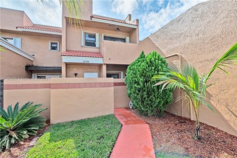 Touwnhouse à louer à Pembroke Pines, Floride: 2 chambres, 95.13 m2 № 1956431 - photo 5