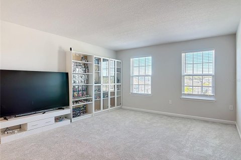 House in Daytona Beach, Florida 5 bedrooms, 280.38 sq.m. № 2097681 - photo 23