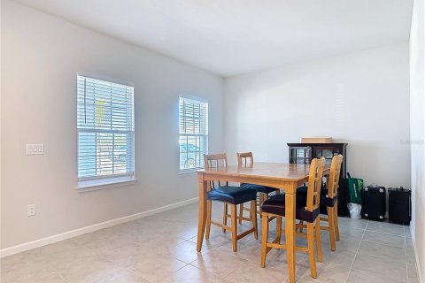 House in Daytona Beach, Florida 5 bedrooms, 280.38 sq.m. № 2097681 - photo 9