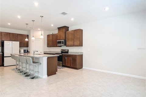 House in Daytona Beach, Florida 5 bedrooms, 280.38 sq.m. № 2097681 - photo 18