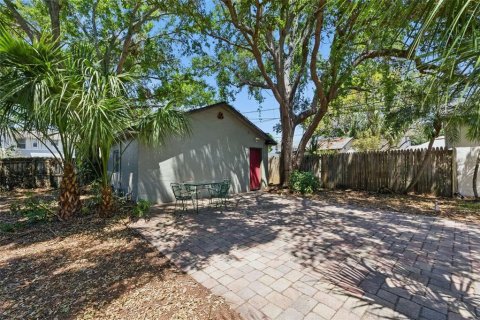 House in Saint Petersburg, Florida 2 bedrooms, 114.08 sq.m. № 1649170 - photo 25