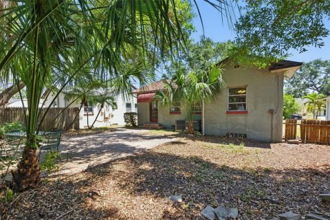 House in Saint Petersburg, Florida 2 bedrooms, 114.08 sq.m. № 1649170 - photo 26
