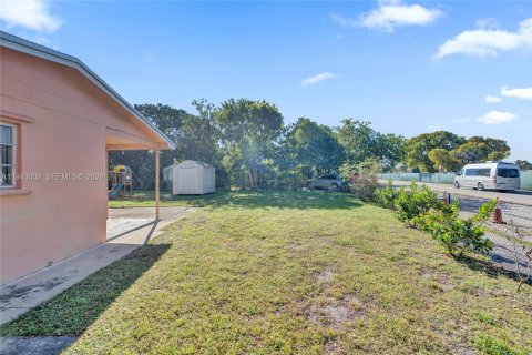 Купить виллу или дом в Майами-Гарденс, Флорида 3 спальни, 125.42м2, № 2005805 - фото 4