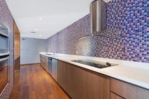 Снять в аренду кондоминиум в Майами, Флорида 2 спальни, 102.66м2, № 1993391 - фото 13