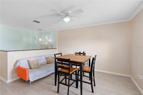 Villa ou maison à vendre à Deltona, Floride: 4 chambres, 236.71 m2 № 1914206 - photo 23
