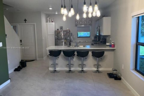 Adosado en venta en Florida City, Florida, 3 dormitorios, 133.13 m2 № 1932942 - foto 5