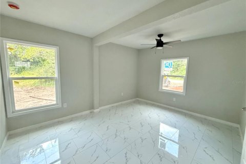 Casa en venta en Lake Wales, Florida, 3 dormitorios, 92.9 m2 № 1917698 - foto 8