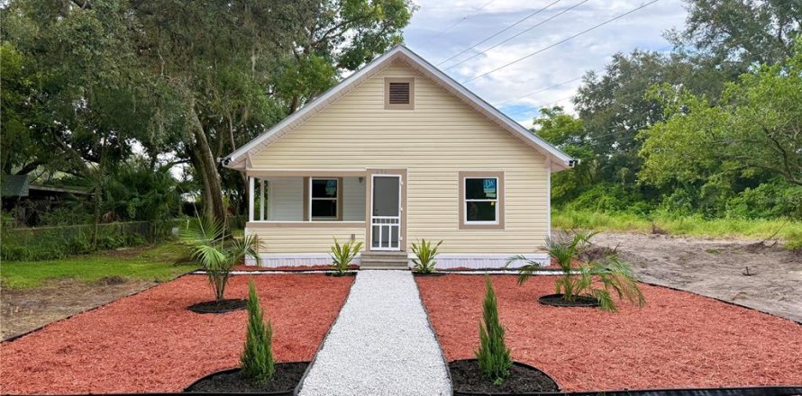 Casa en Lake Wales, Florida 3 dormitorios, 92.9 m2 № 1917698