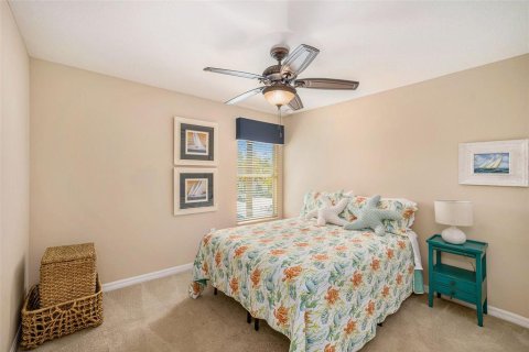 House in Tampa, Florida 4 bedrooms, 275.18 sq.m. № 1720696 - photo 30