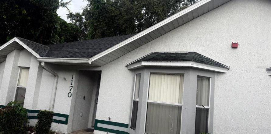 Adosado en Kissimmee, Florida 3 dormitorios, 107.3 m2 № 1914445