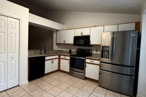 Adosado en alquiler en Kissimmee, Florida, 3 dormitorios, 107.3 m2 № 1914445 - foto 12