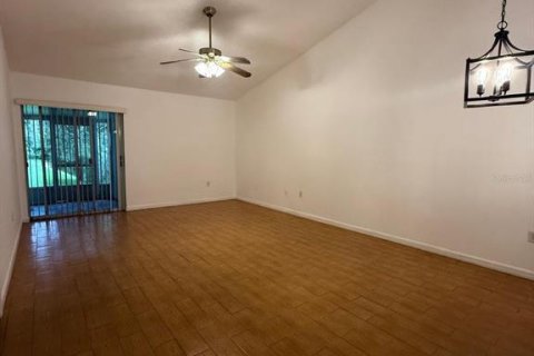 Adosado en alquiler en Kissimmee, Florida, 3 dormitorios, 107.3 m2 № 1914445 - foto 11