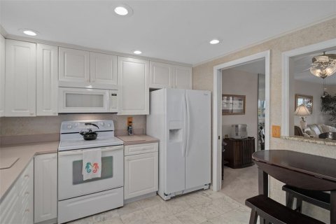 Copropriété à vendre à Clearwater, Floride: 2 chambres, 103.21 m2 № 2132801 - photo 19