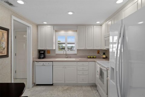 Copropriété à vendre à Clearwater, Floride: 2 chambres, 103.21 m2 № 2132801 - photo 17