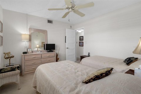 Copropriété à vendre à Clearwater, Floride: 2 chambres, 103.21 m2 № 2132801 - photo 28