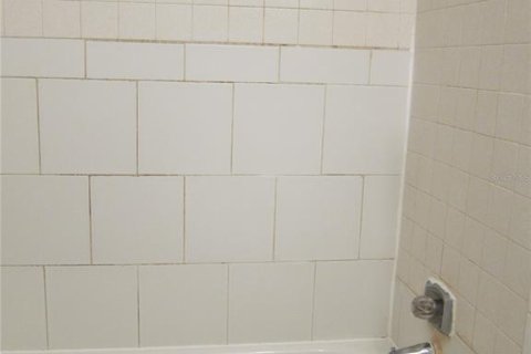 Apartamento en alquiler en Gainesville, Florida, 2 dormitorios, 85.01 m2 № 1879995 - foto 16