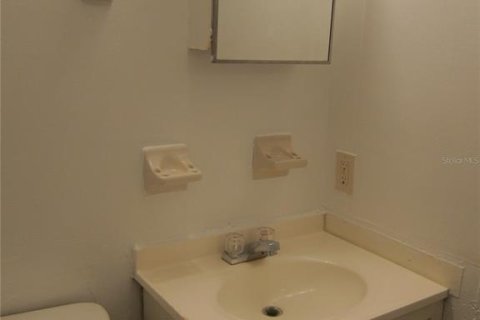 Apartamento en alquiler en Gainesville, Florida, 2 dormitorios, 85.01 m2 № 1879995 - foto 17